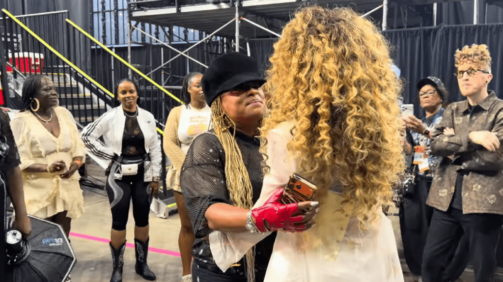Brandy en Monica op het Essence Festival: de reünie waar een hele generatie op wachtte Brandy en Monica op het Essence Festival: de reünie waar een hele generatie op wachtte