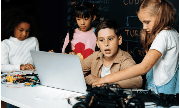 Hoe de Nederlandse toneelscholen hun curriculum radicaal omgooien om de digitale toekomst bij te benen
