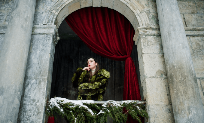Was dit de meest schokkende openingsscène in de geschiedenis van het Its Theater Festival?