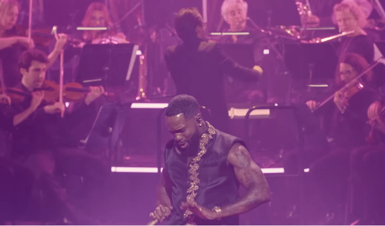 Tayc concert